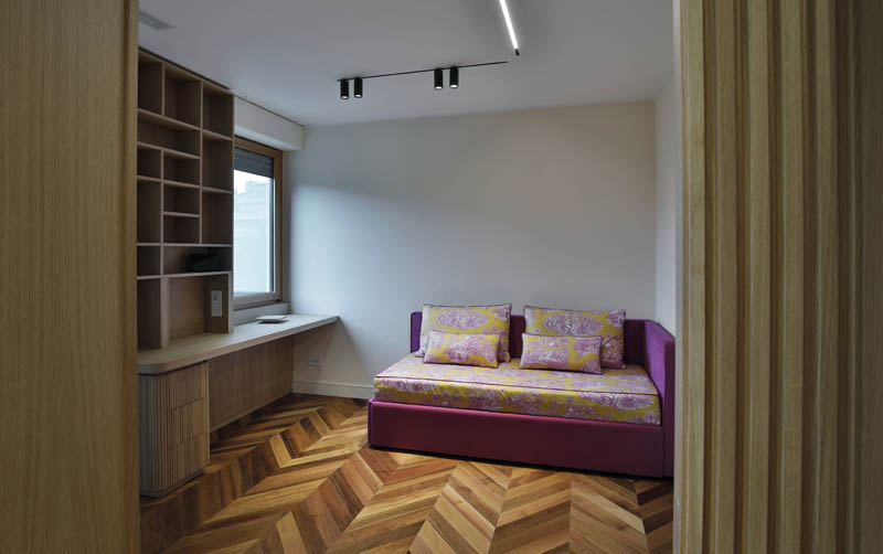 Almari InteriorsAlmari Interiors